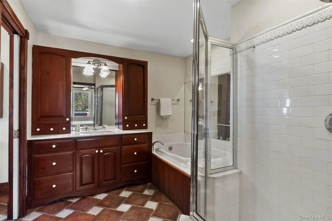 Photo of 13 Lenox Place
