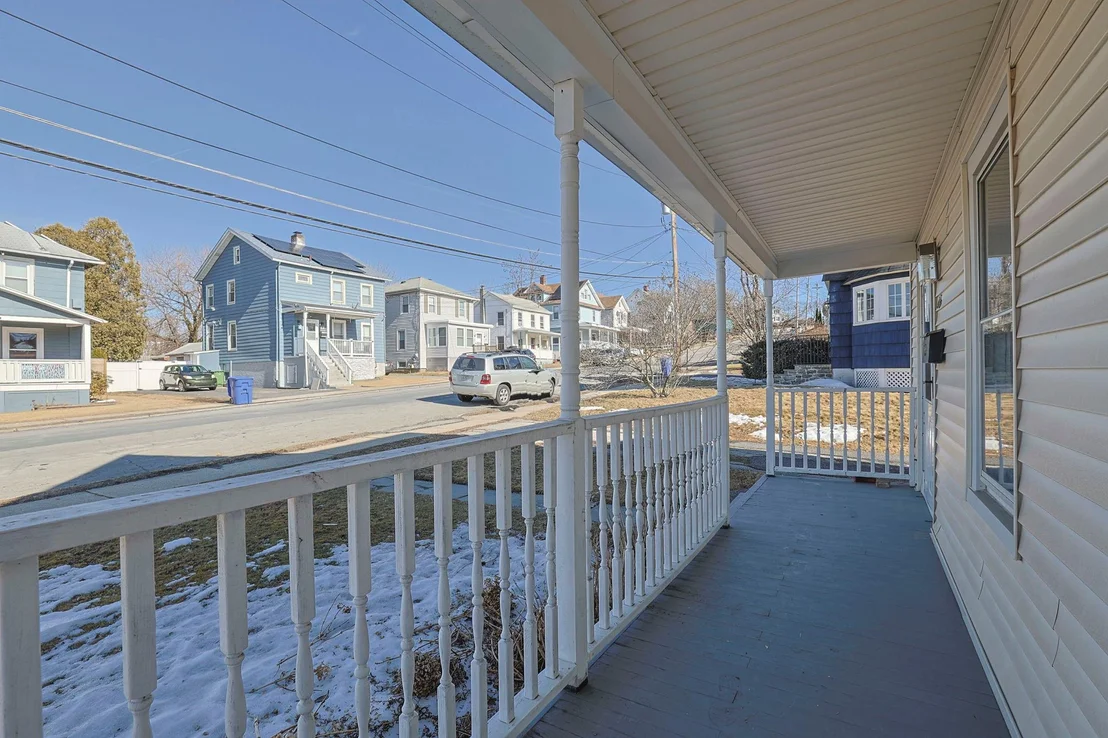 Photo of 16 Myrtle Avenue