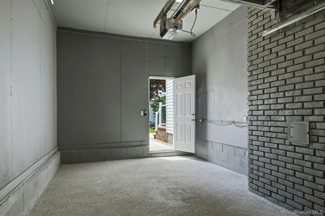 Photo of 21 Robbins Street