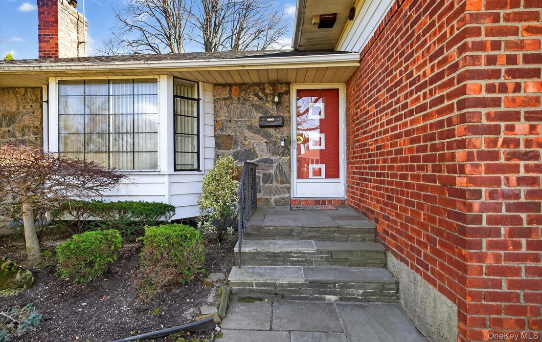 Photo of 7 Carling Drive