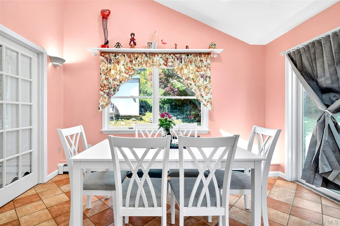 Photo of 25 Hillside Avenue