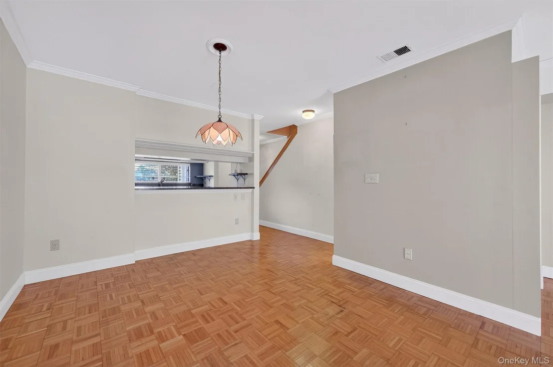 Photo of 27 Waterview Estate
