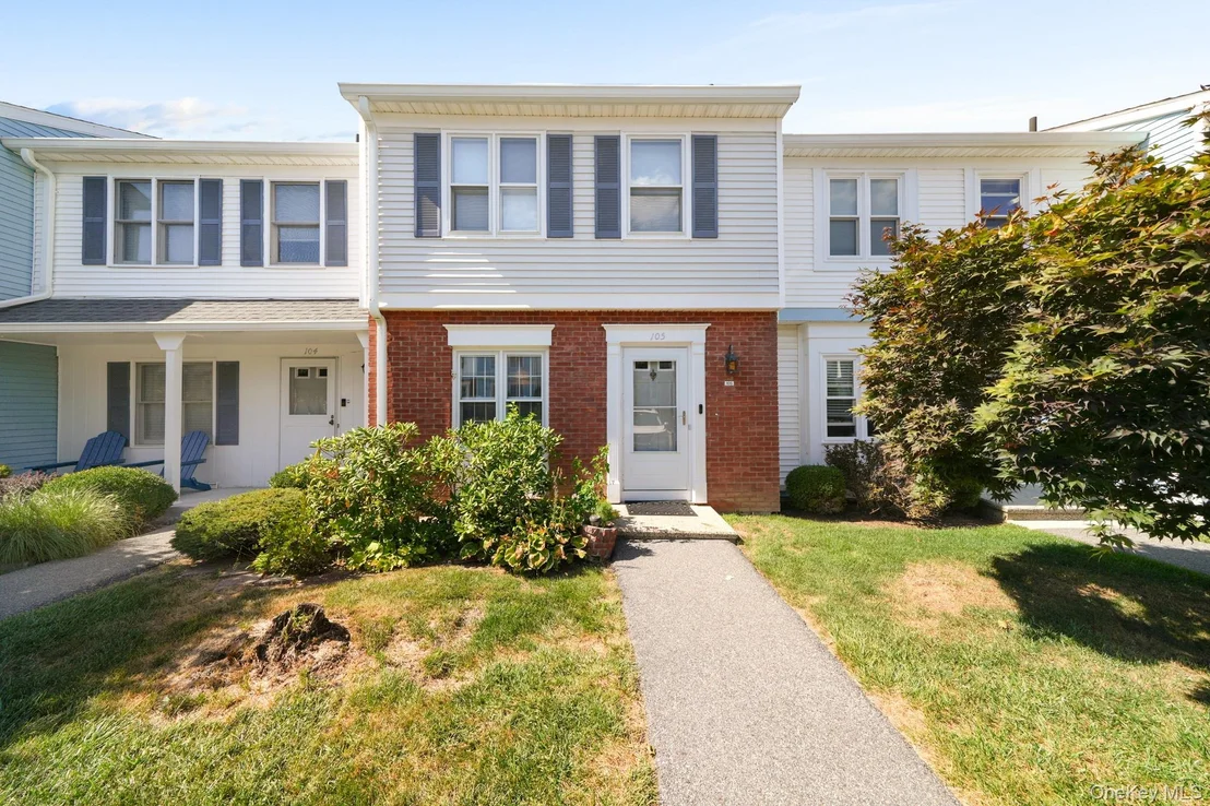 Photo of 105 Williamsburg Drive