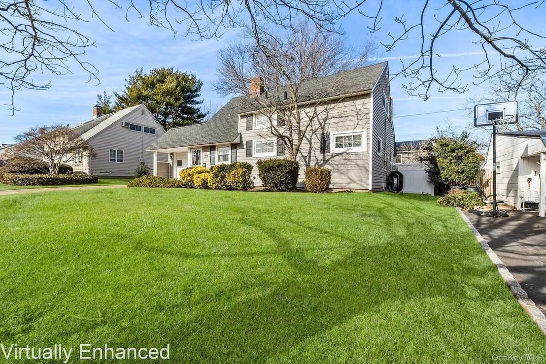 Photo of 111 Stirrup Lane