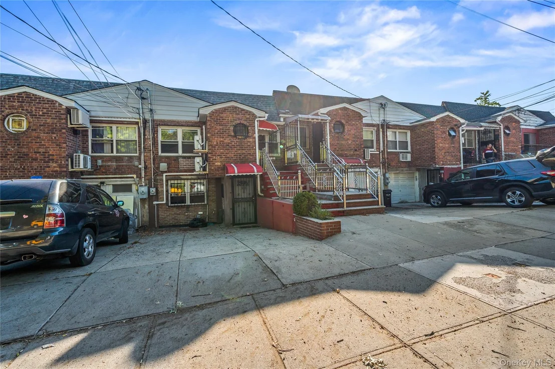 Photo of 152-10 Peck Avenue