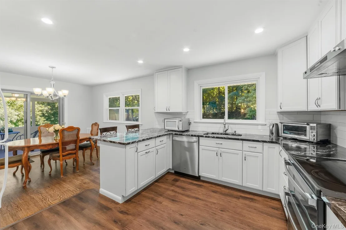 Photo of 124 Cedar Lane