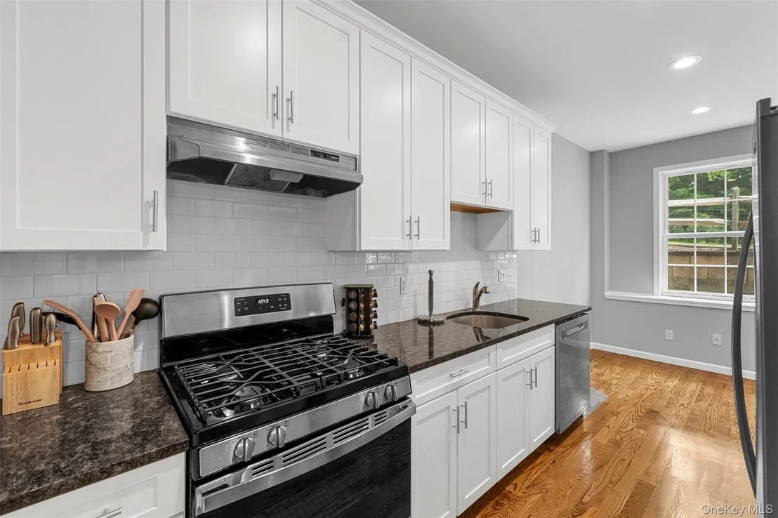 Photo of 28 Pinto Road W