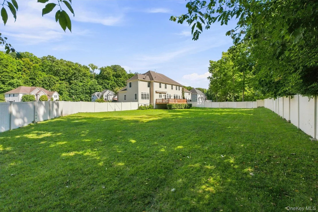 Photo of 17 Arbor Court