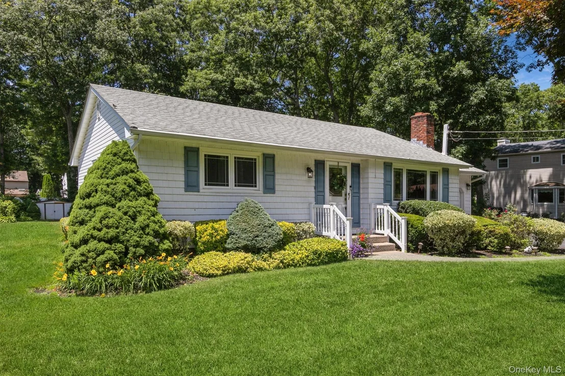 Photo of 42 Summit Drive