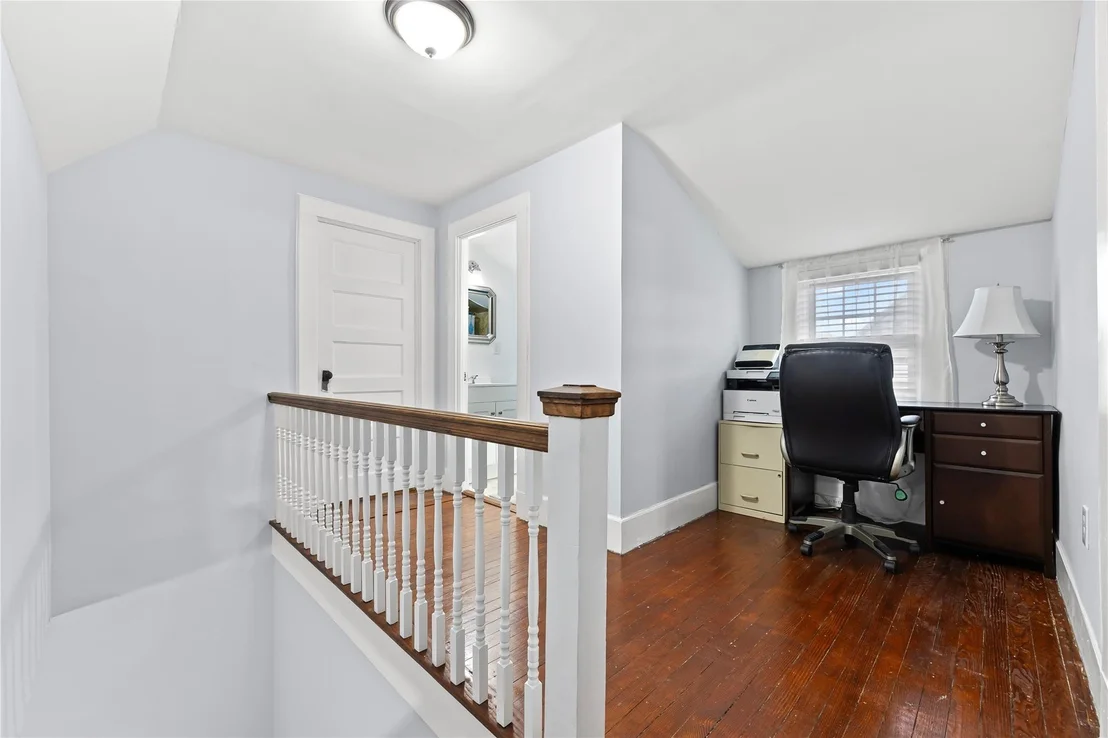 Photo of 52 Esplanade