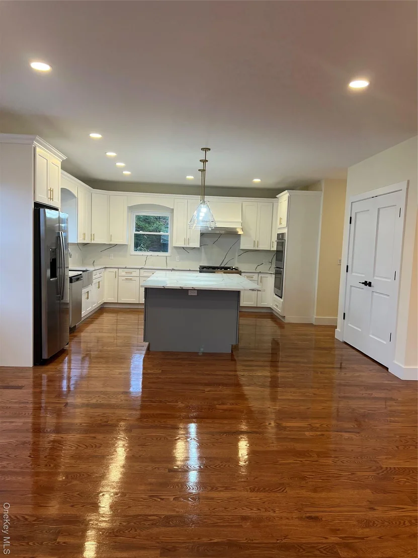 Photo of 15 Sunlight Hill