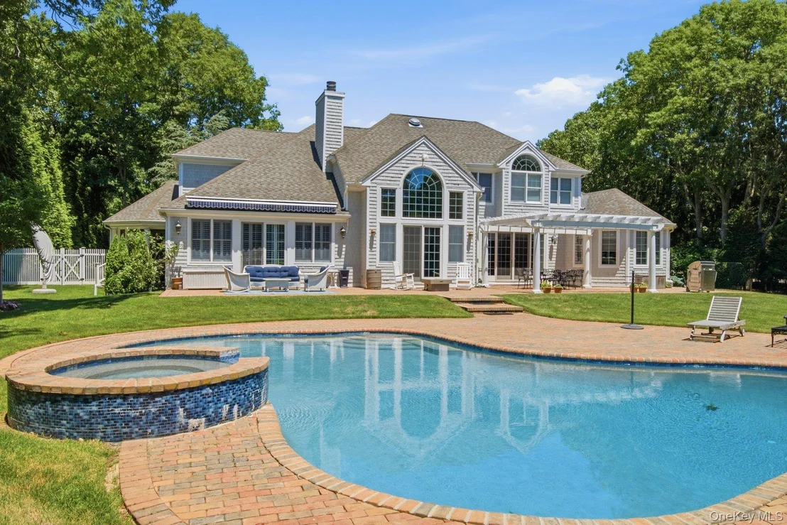 Photo of 19 Cedarfield Lane