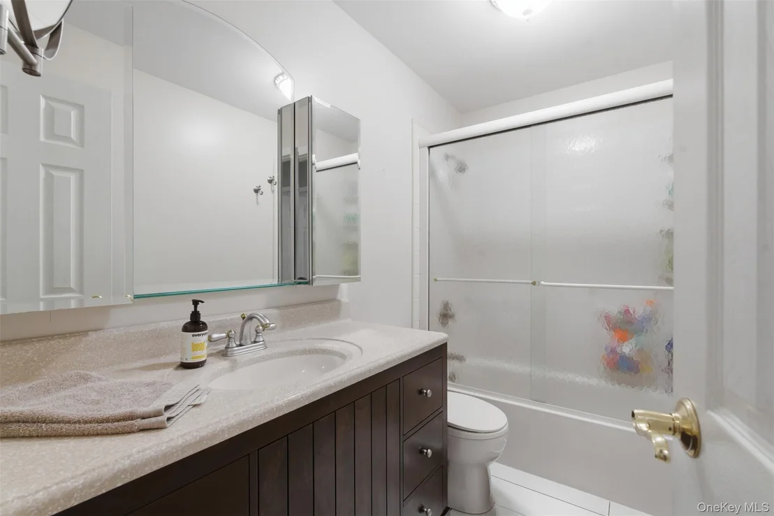 Photo of 75 Brola Road