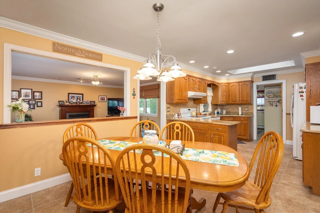 Photo of 7 Crocus Drive