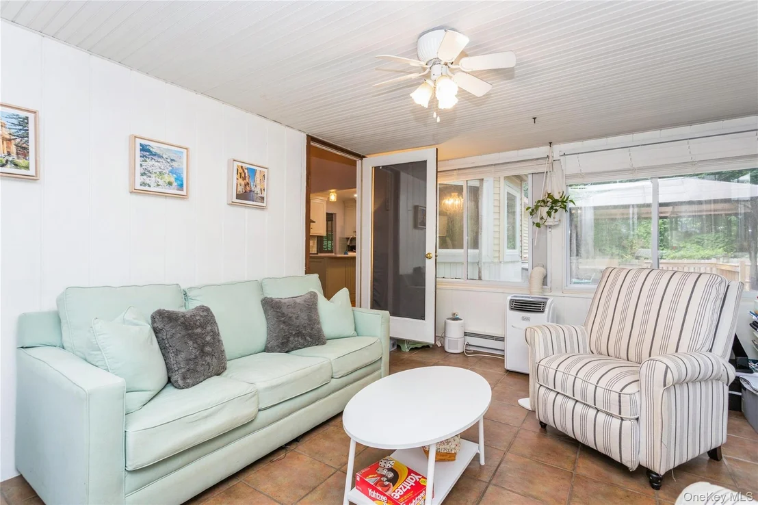 Photo of 324 Garrison Woods Lane