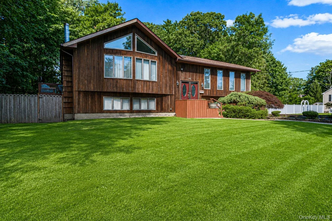 Photo of 48 Oak Avenue