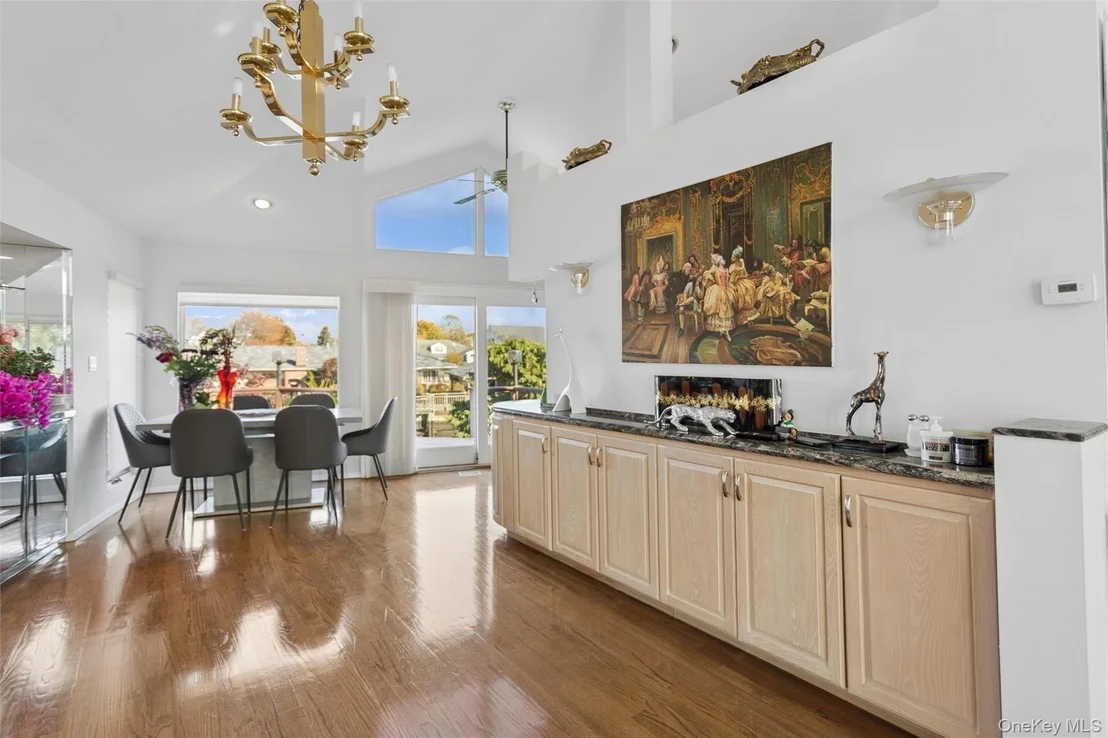 Photo of 2729 Shore Drive
