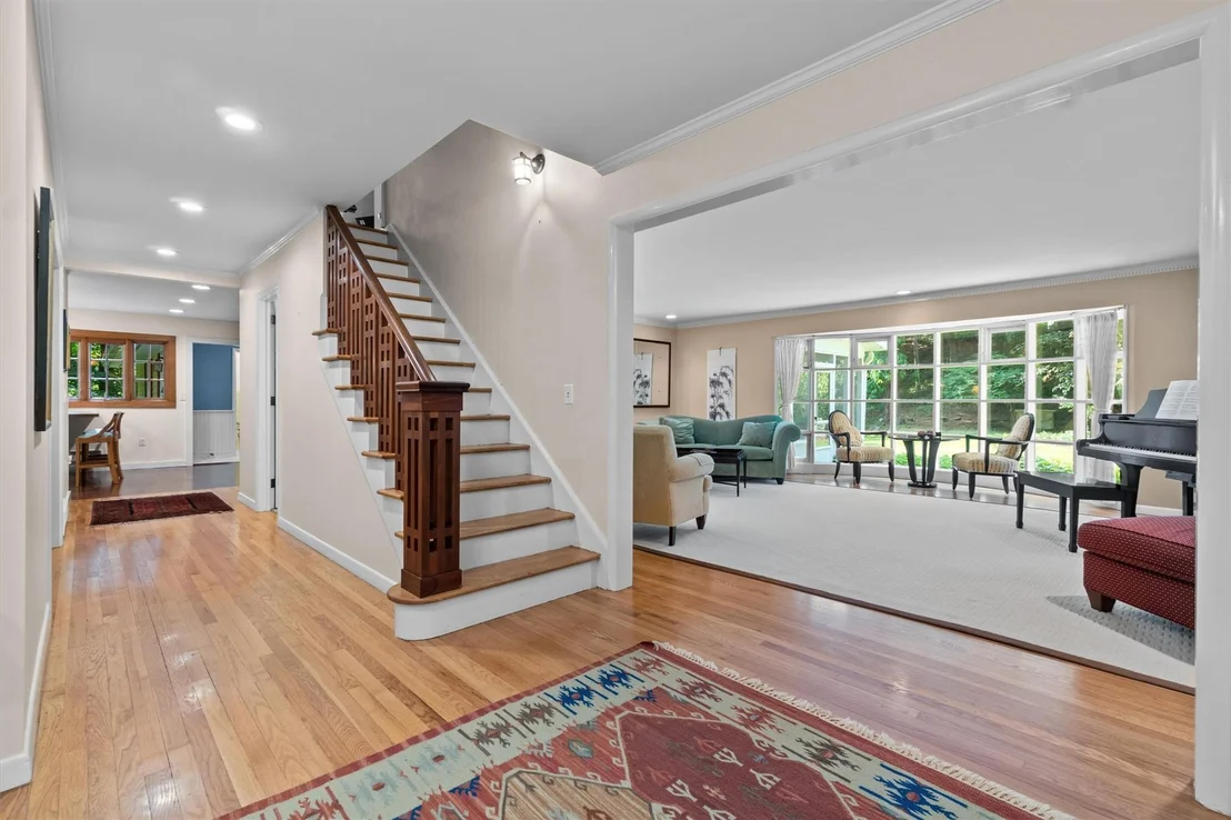Photo of 150 Kingwood Park
