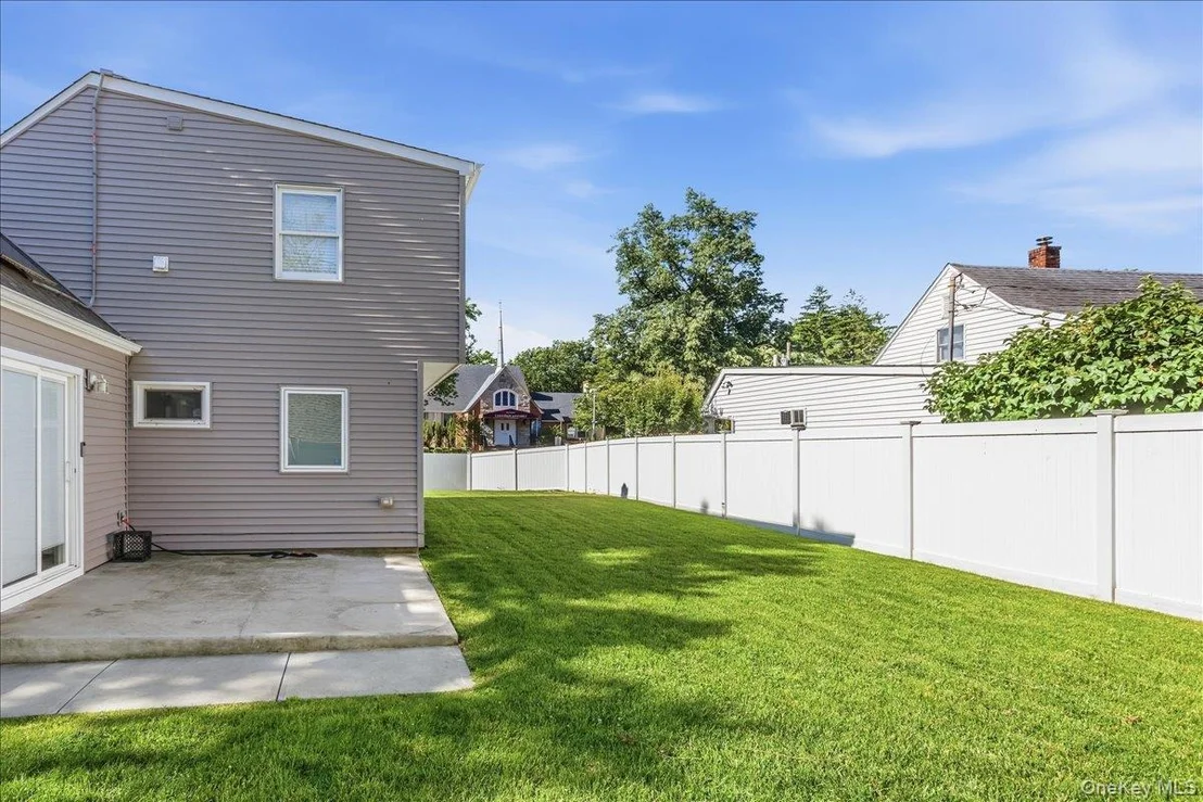 Photo of 2 Violet Lane