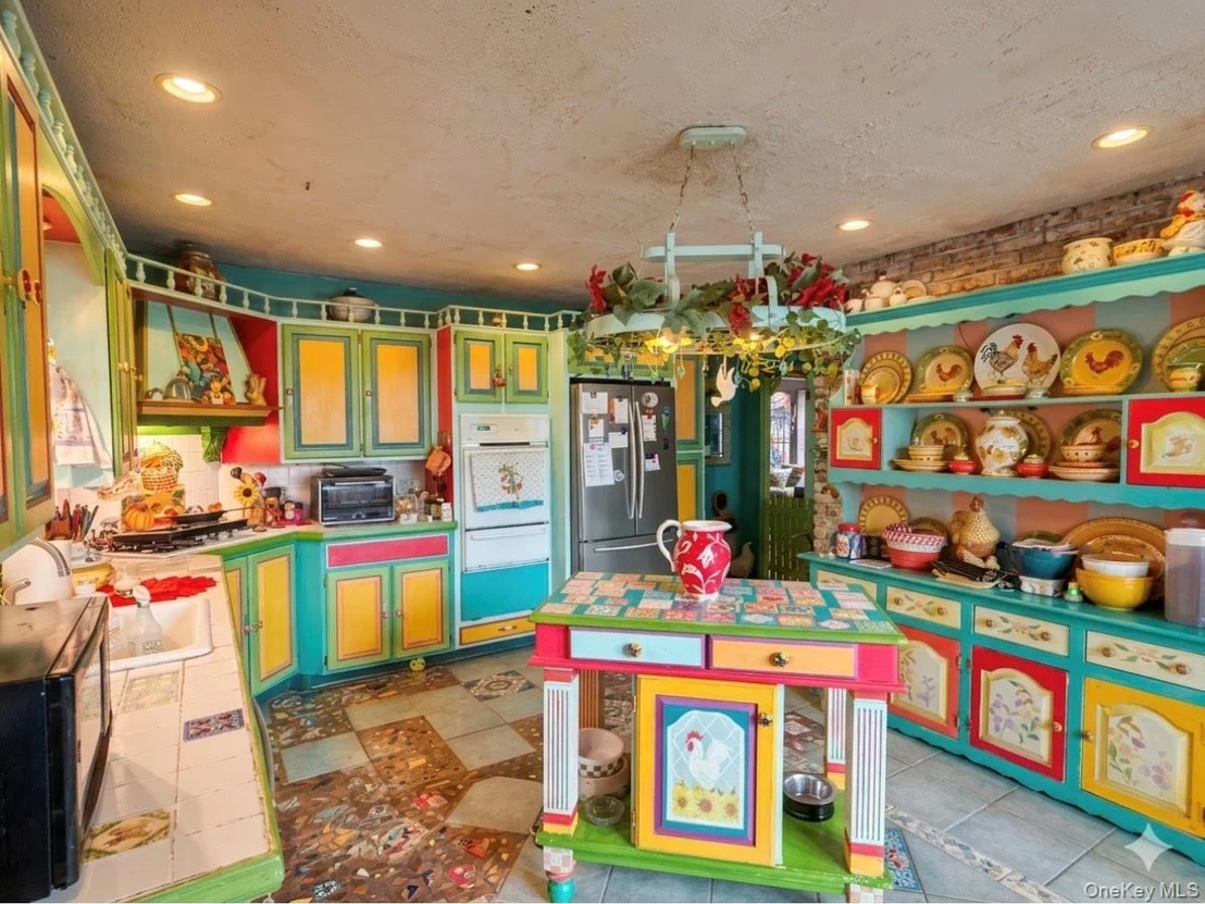 Photo of 48 Maple Avenue