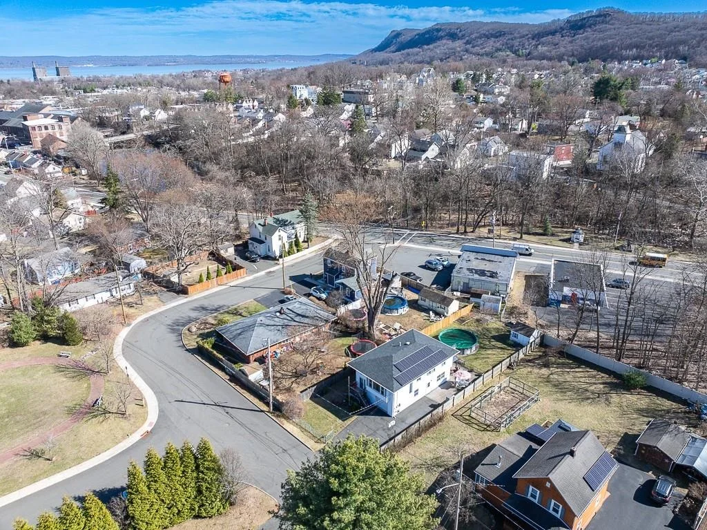 Photo of 9 Jackson Avenue