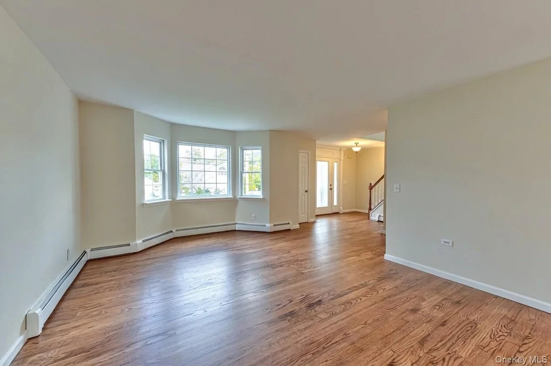 Photo of 44 Westminster Drive