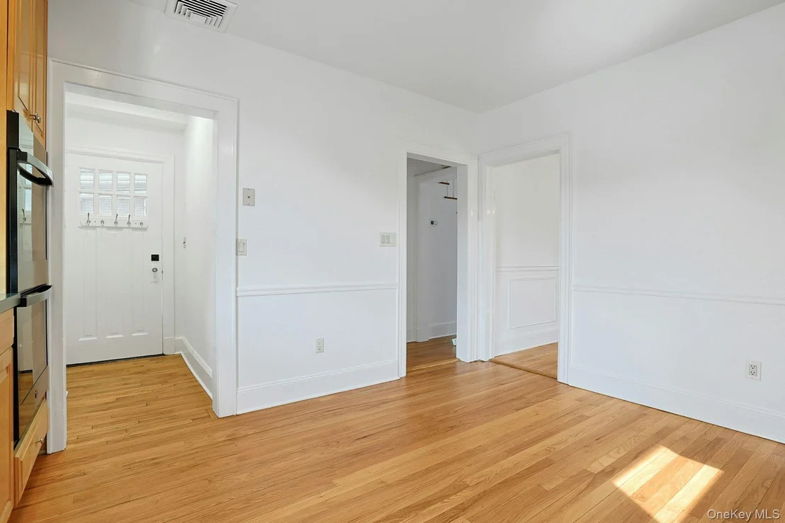 Photo of 54 Bowman Avenue