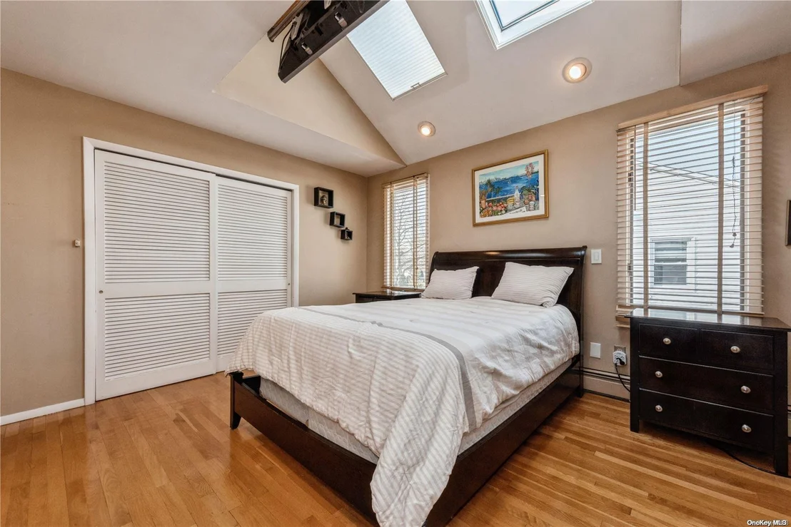 Photo of 44 Dolores Drive