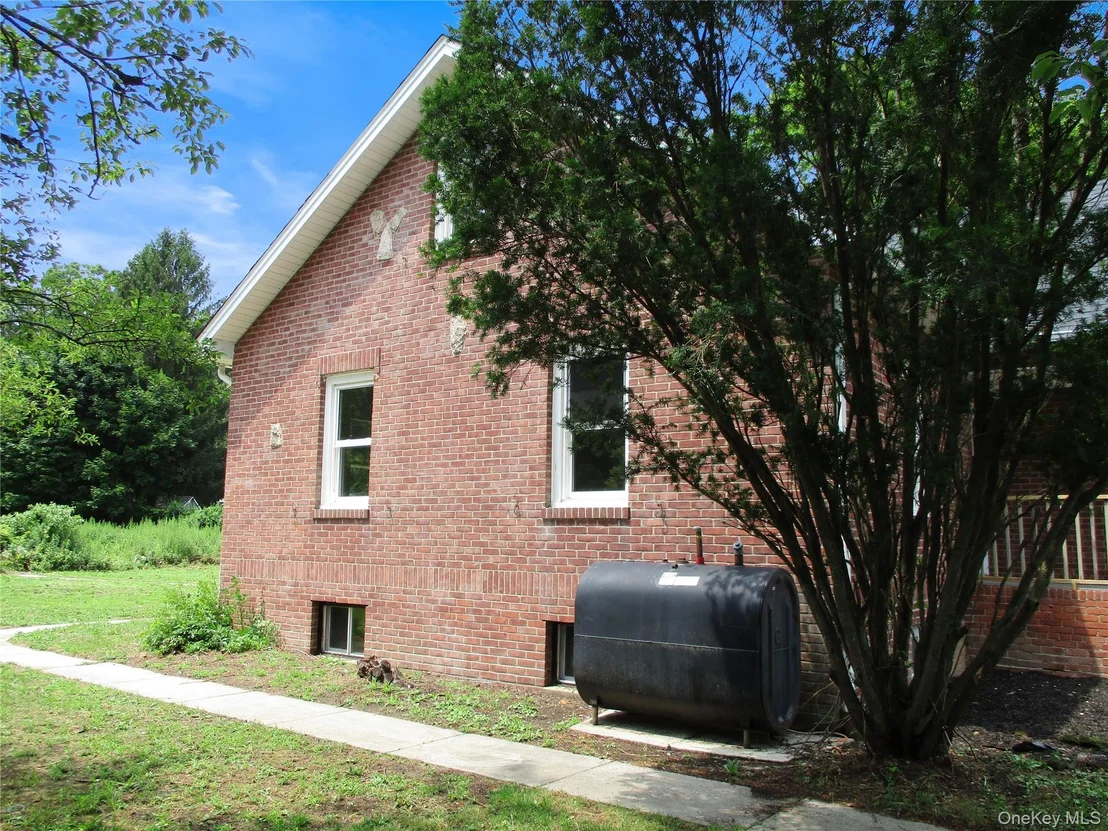 Photo of 554 Mill Road