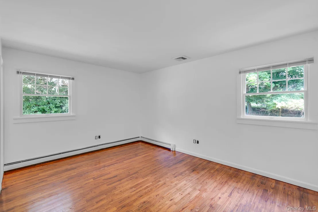 Photo of 20 Dolphin Way