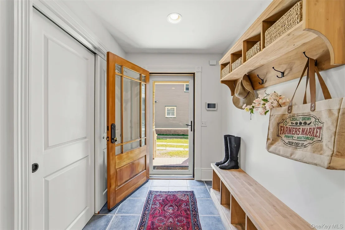 Photo of 215 Walnut Street