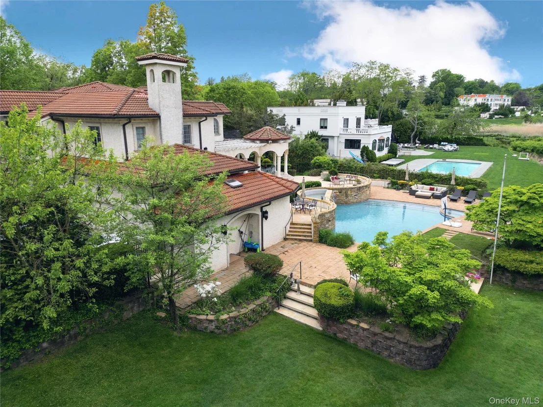 Photo of 17 Split Rock Drive