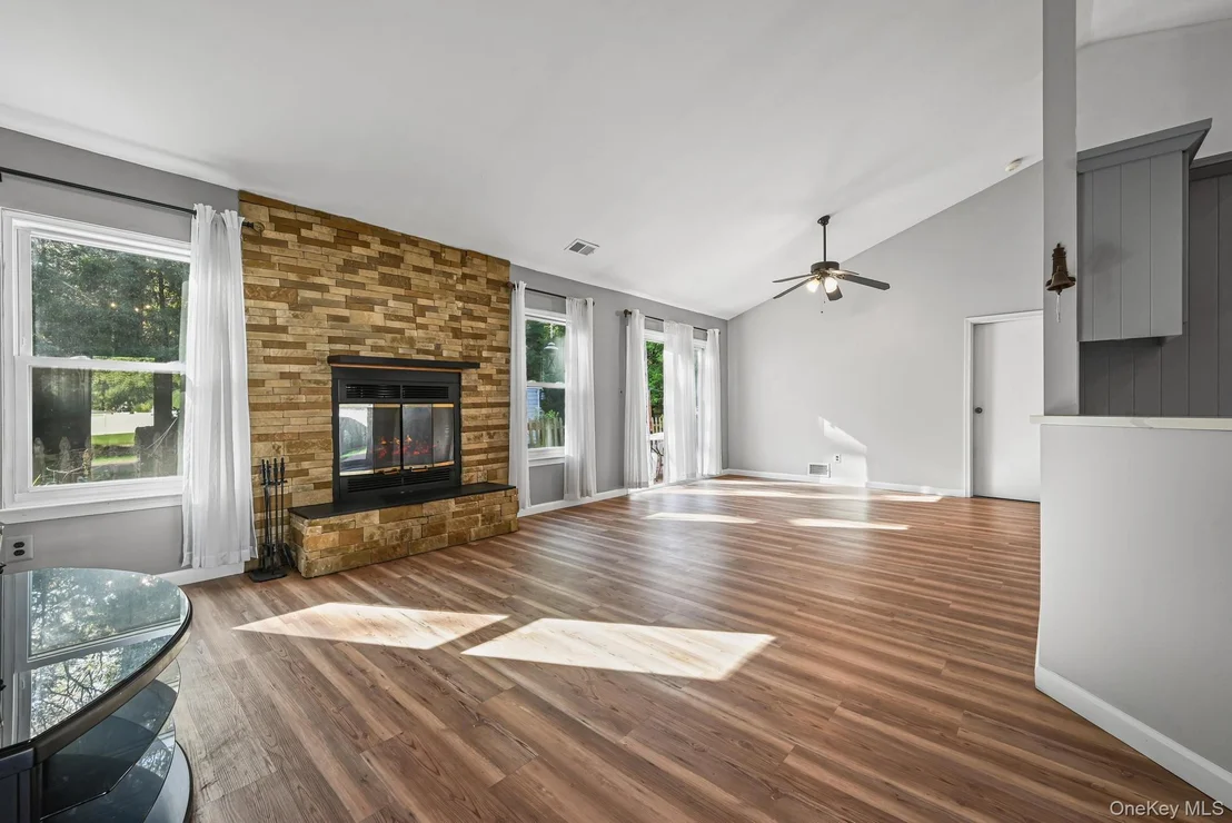 Photo of 12 Ascot Place
