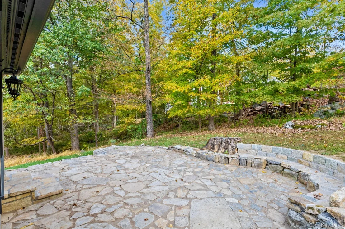 Photo of 675 Quaker Road