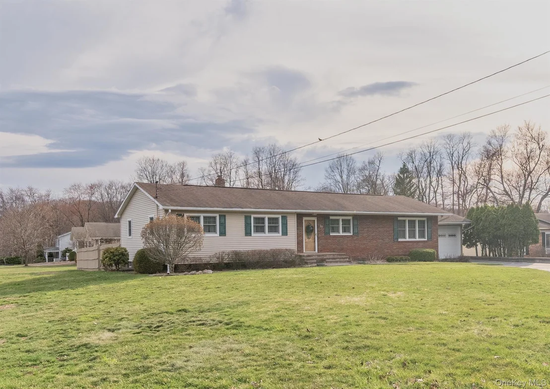 Photo of 37 Spaulding Lane