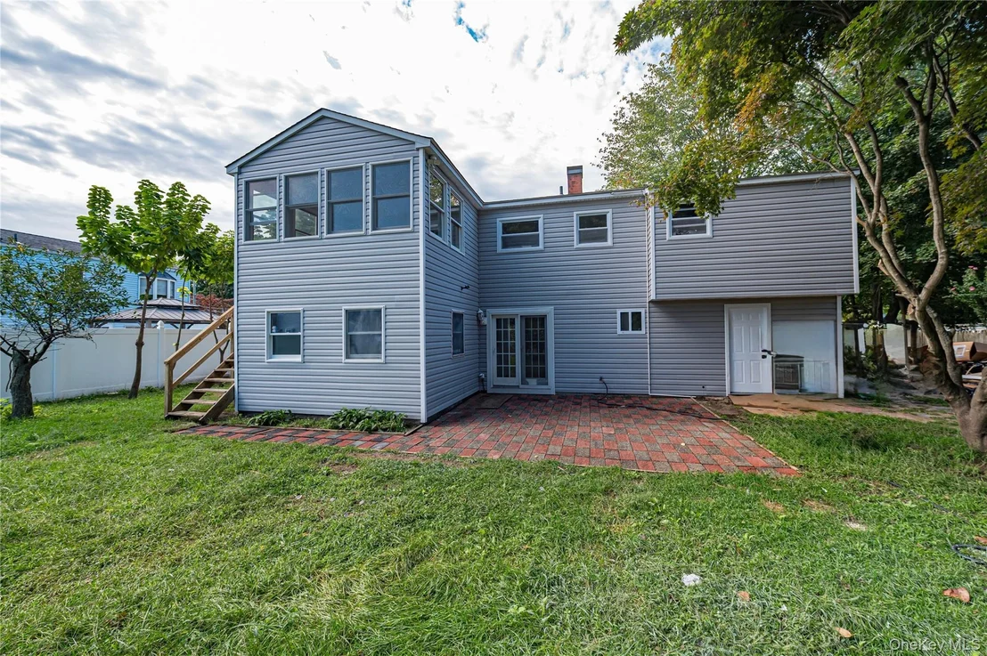 Photo of 5 Durst Drive