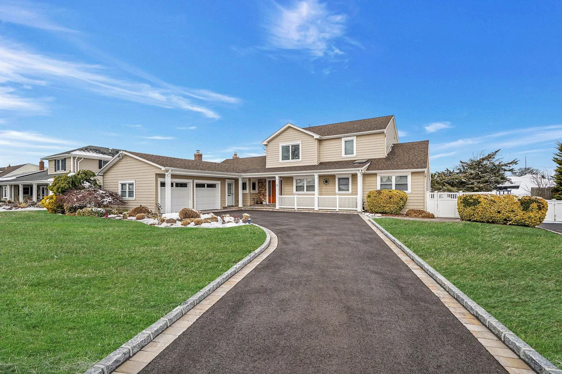 Photo of 24 Lucinda Drive