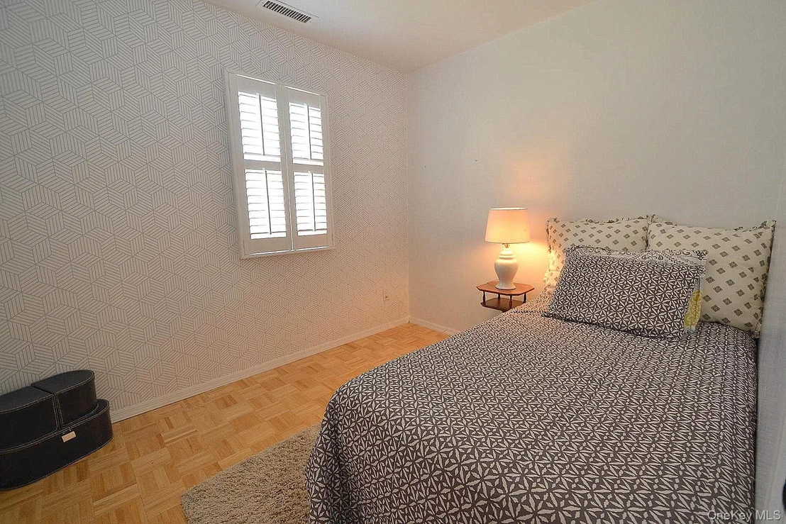 Photo of 30 Myrtle Lane