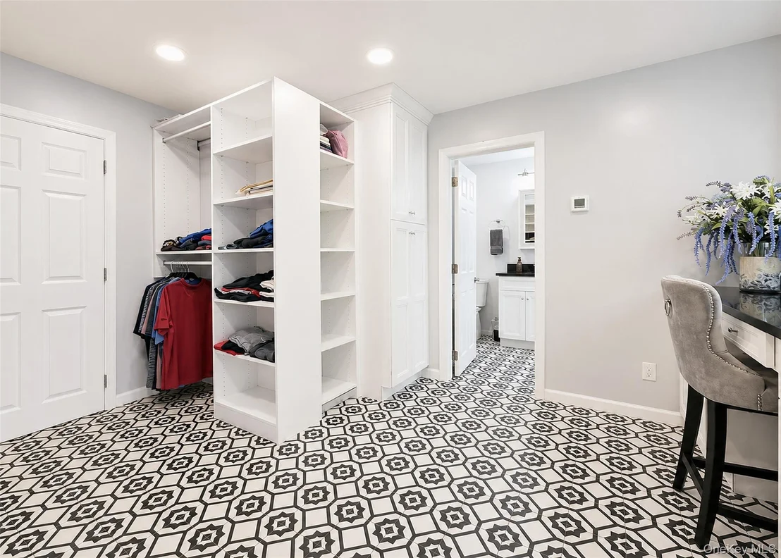 Photo of 73 Springmeadow Drive