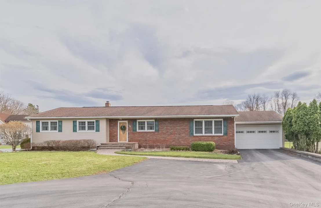Photo of 37 Spaulding Lane