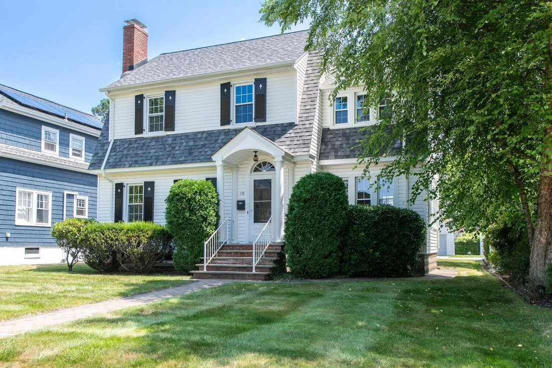 Photo of 19 Kingston Avenue