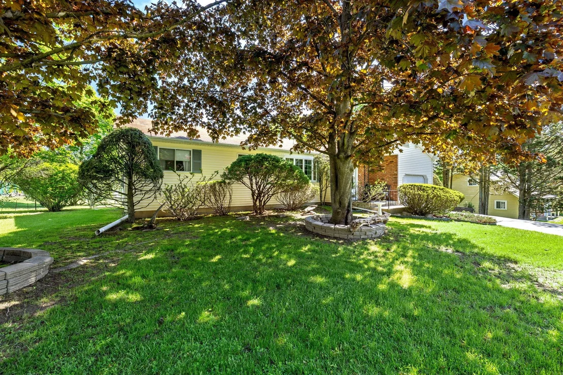 Photo of 22 Witte Drive