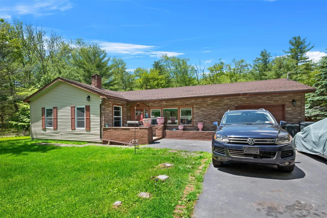 Photo of 62 Stefanyk Road