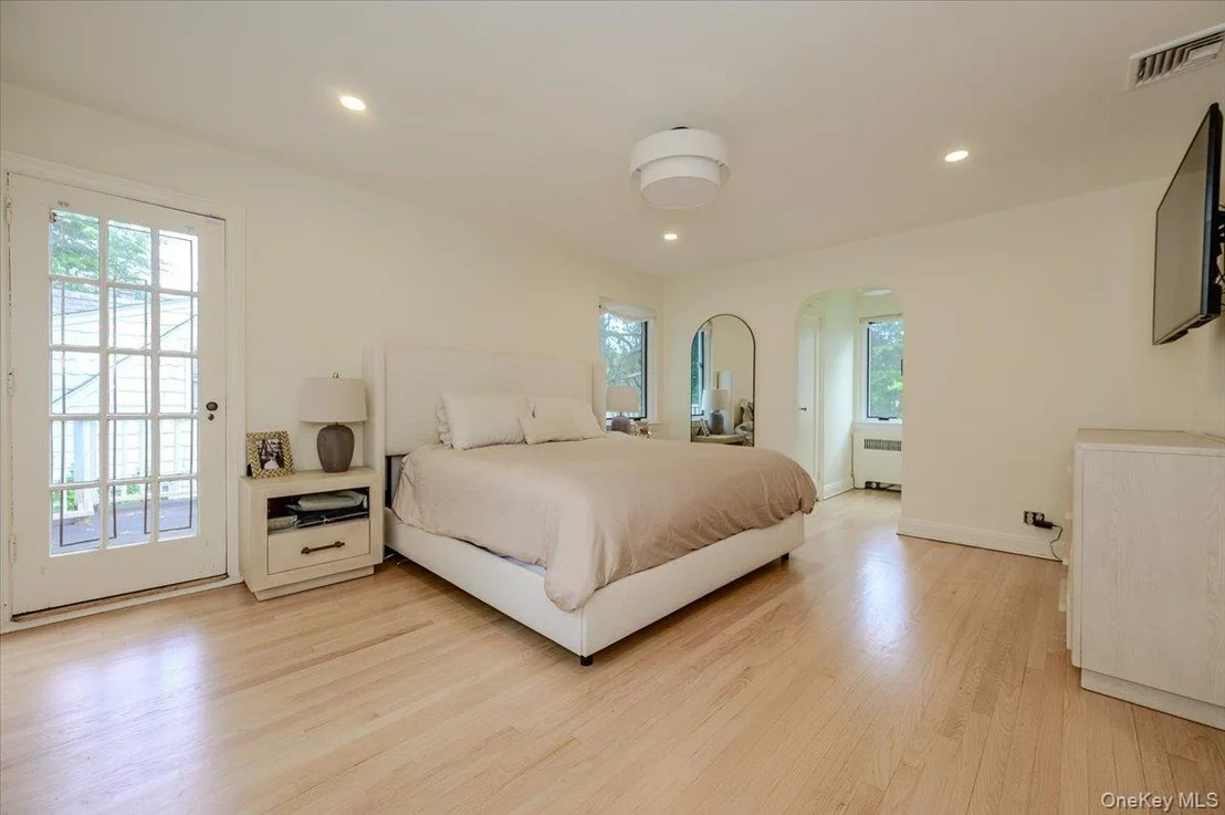 Photo of 8 Parkside Drive