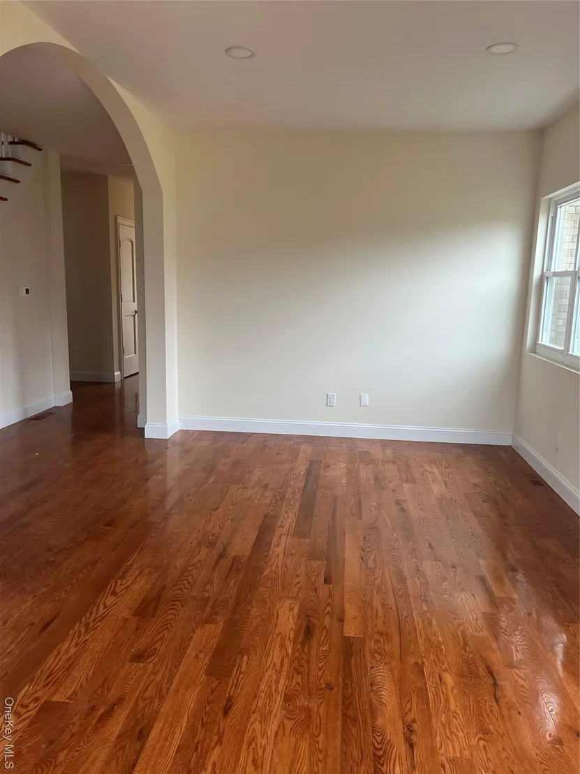 Photo of 23 Sunlight Hill