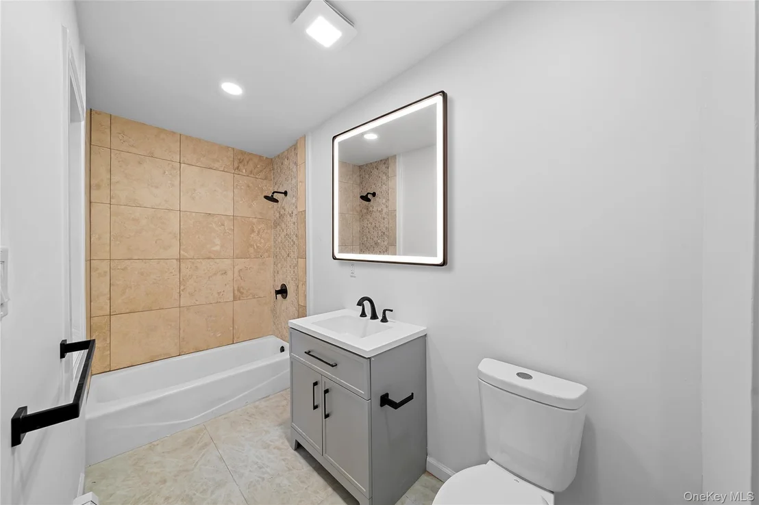 Photo of 8 Maple Street