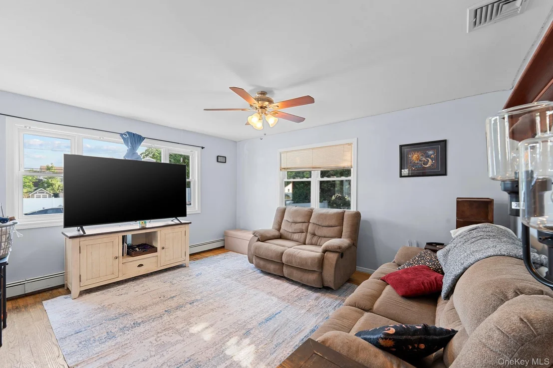 Photo of 30 44th Street