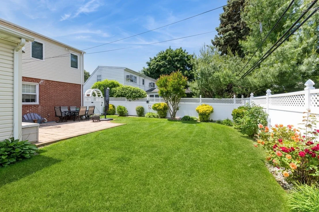 Photo of 80 Intervale