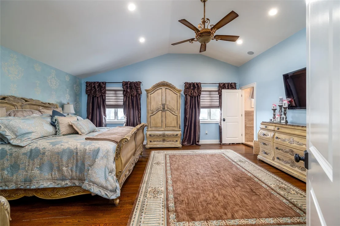 Photo of 3844 Carrel Boulevard