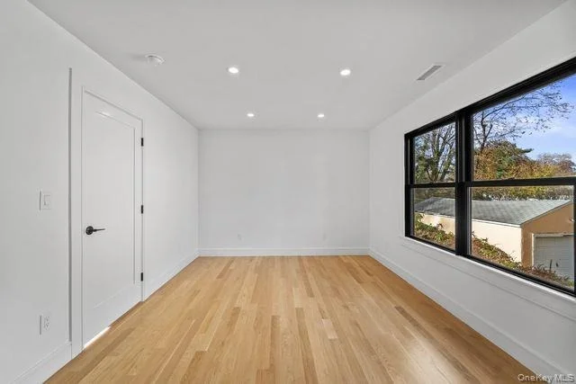 Photo of 171 Windermere Drive